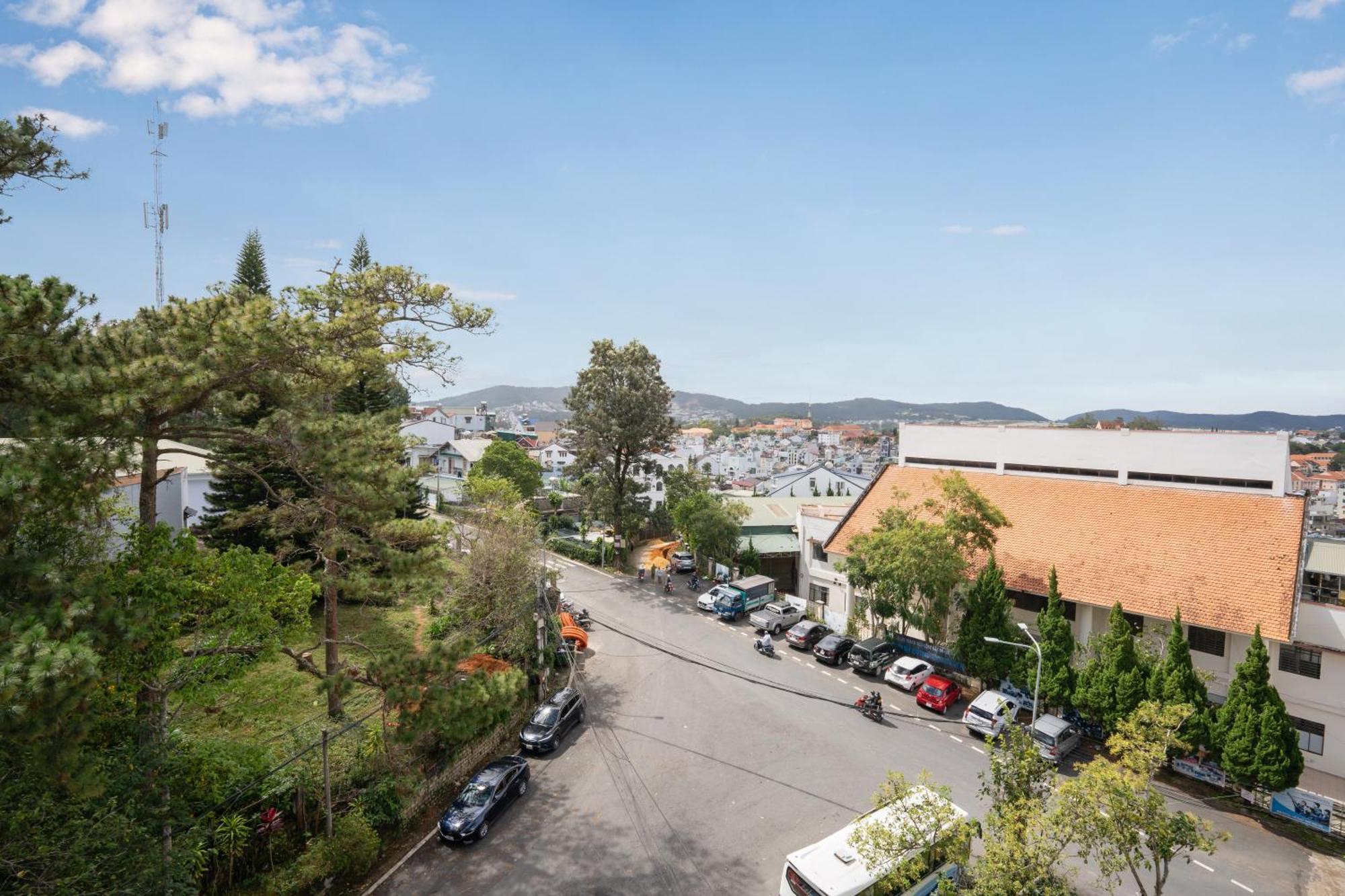 Be U Hotel City View Da Lat Exterior photo